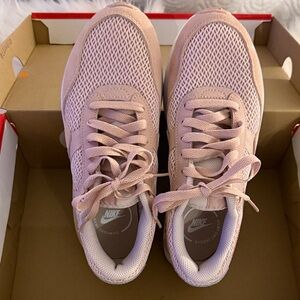 NWOT Nike Women's Light Pink Mesh Sneakers